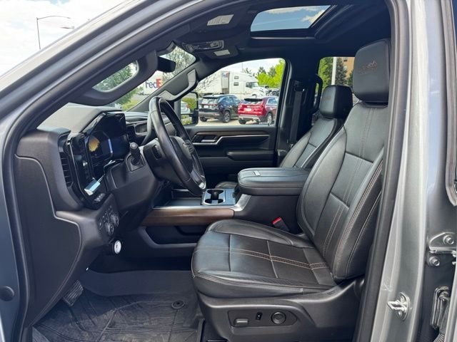 Used 2024 Slate Gray Metallic Chevrolet High Country image 20