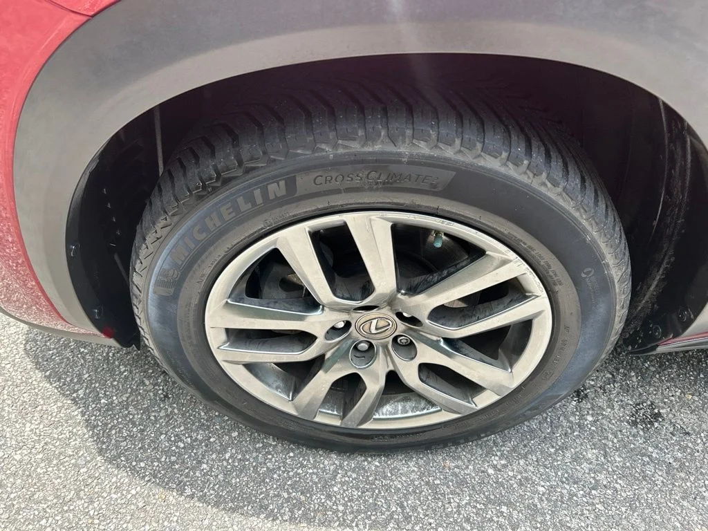 Used 2015 Red Lexus 200t image 12