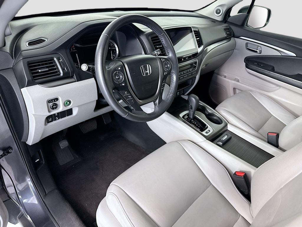 2017 Honda Pilot EX-L - Photo 9