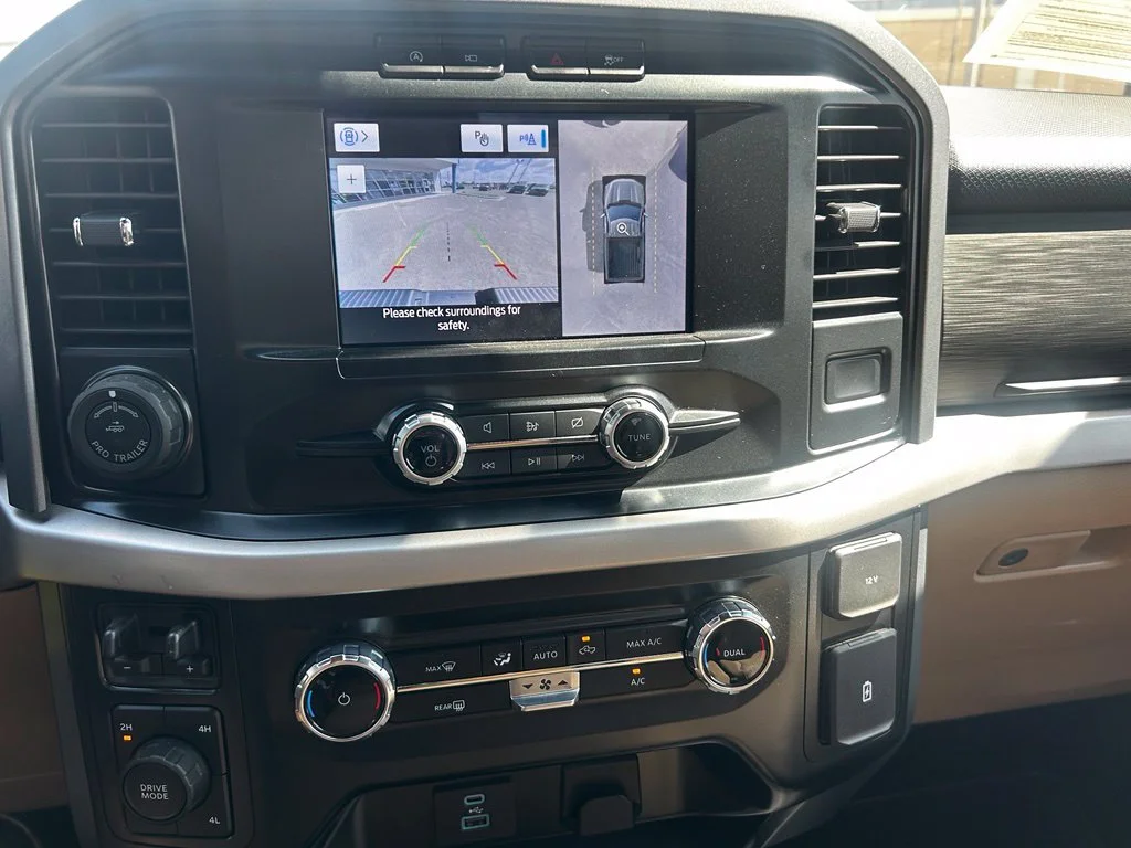 Used 2023 Gray Ford XLT image 16