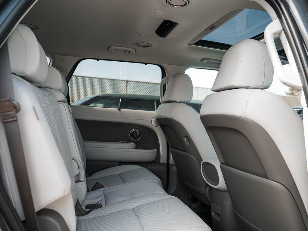 New 2026 Ecotronic Gray Pearl Hyundai SEL Premium 8P AWD image 40