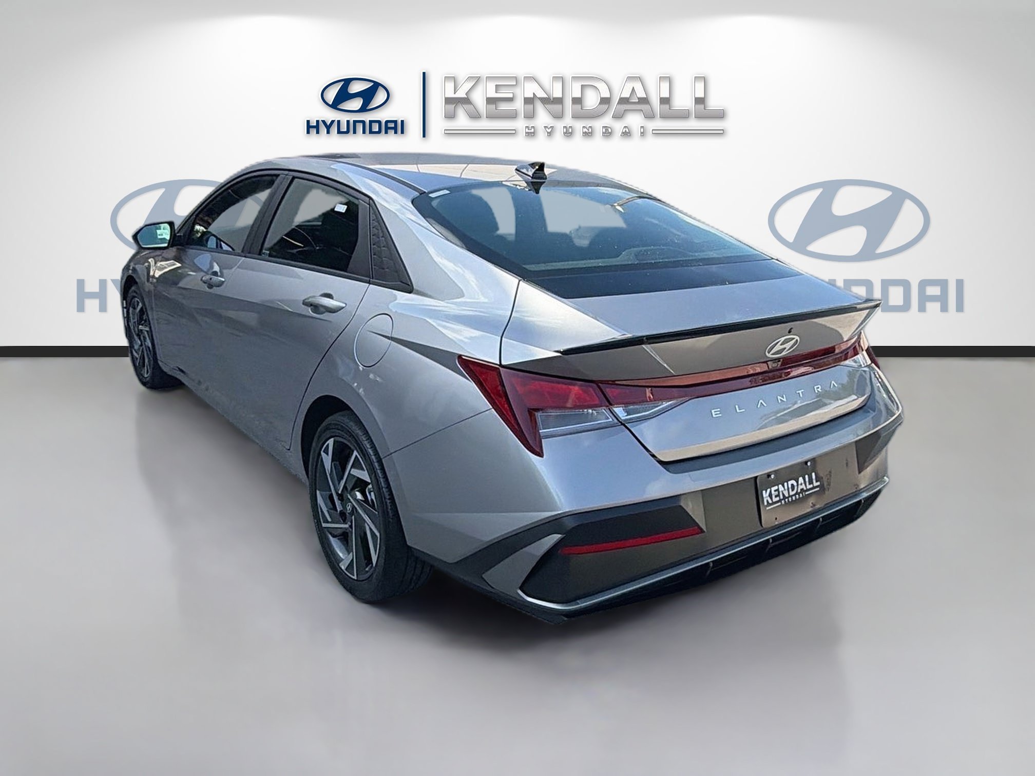 Used 2025 Fluid Metal Hyundai SEL Sport image 4
