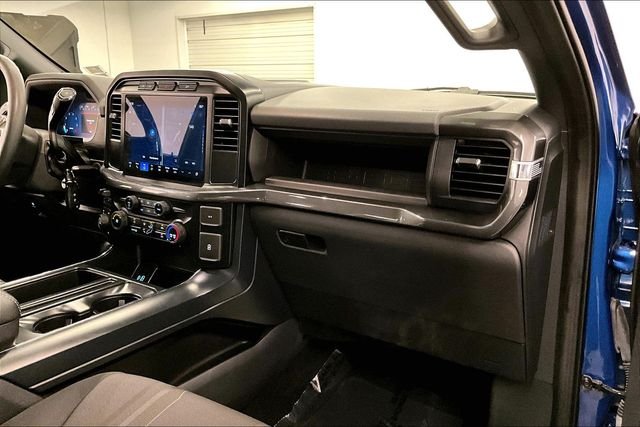 Used 2024 Atlas Blue Metallic Ford STX image 20