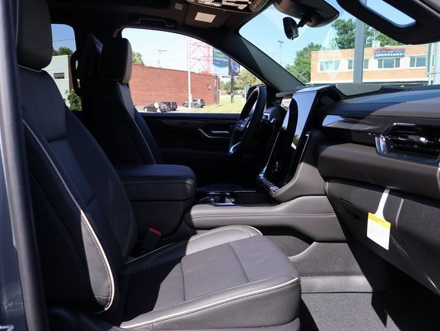 2026 GMC Yukon Elevation - Photo 8