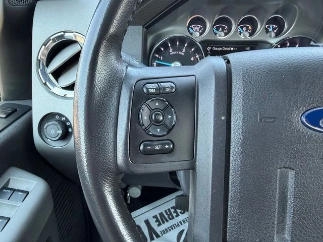 Used 2012 White Platinum Clearcoat Metallic Ford Lariat image 20