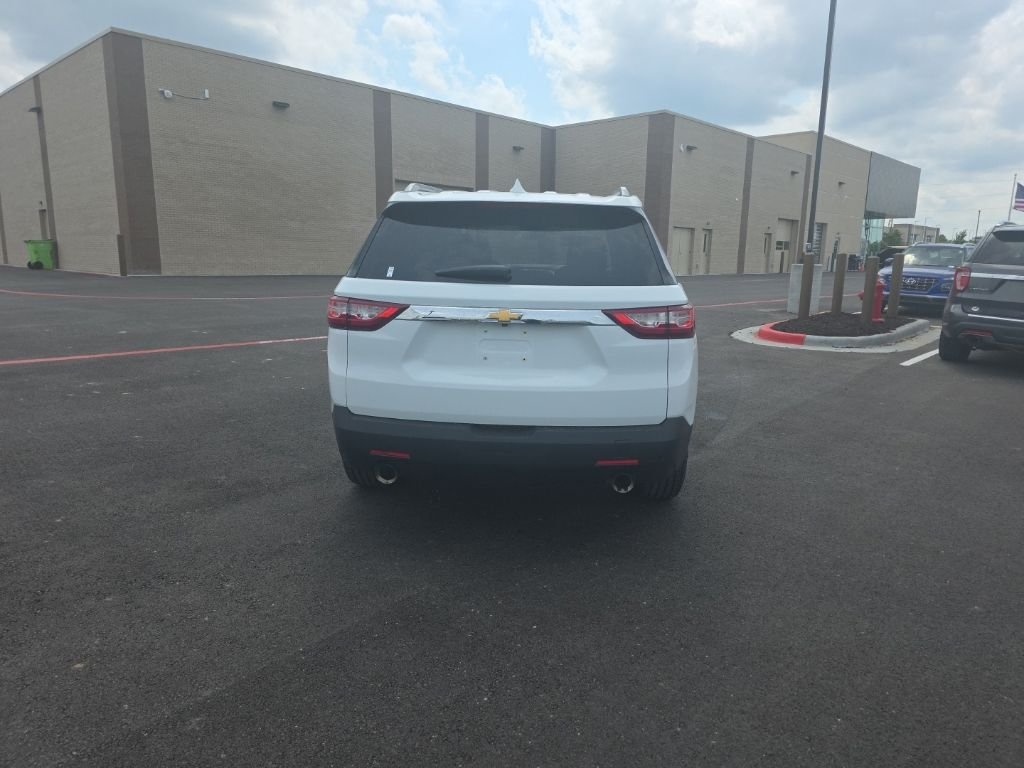 Used 2018 White Chevrolet LT image 6