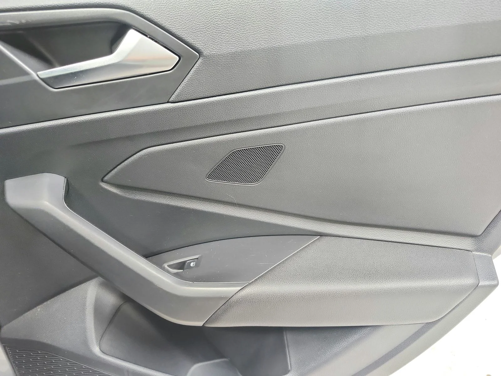 Used 2019 Gray Volkswagen 1.4T SE image 41