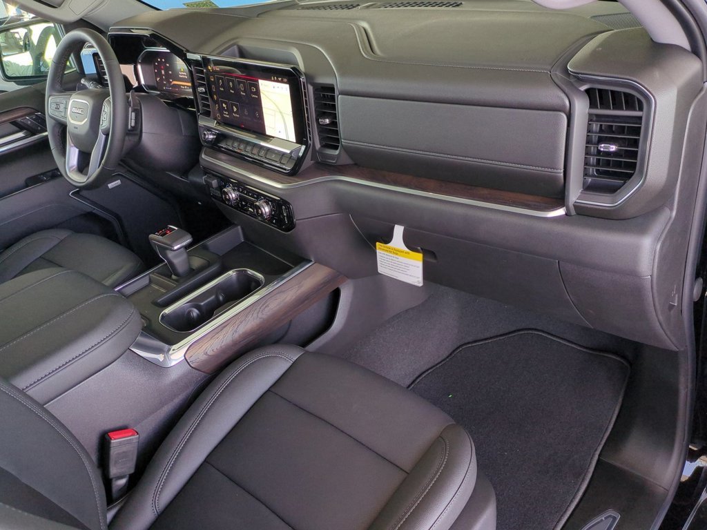 New 2026 Onyx Black GMC SLT image 32