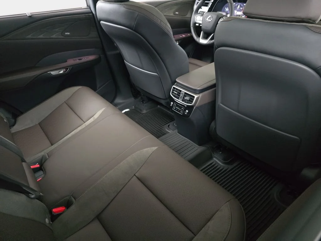 New 2026 Cloudburst Gray Lexus LUXURY image 11