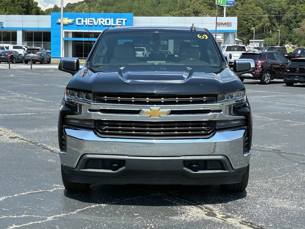 Used 2019 BLACK Chevrolet LT image 5