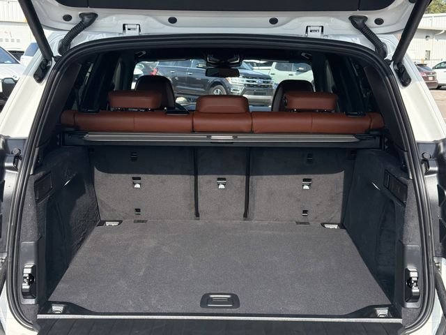 2026 BMW X5 M60i - Photo 12