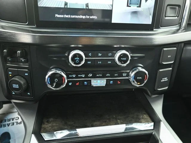 Used 2024 Agate Black Metallic Ford Lariat image 12