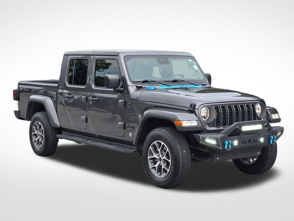 Certified Used 2024 Crystal Metallic Jeep Sport S image 13