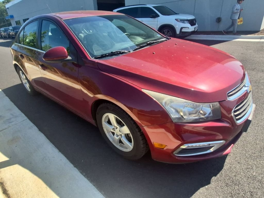 Used 2015 Red Tintcoat Chevrolet 1LT image 3