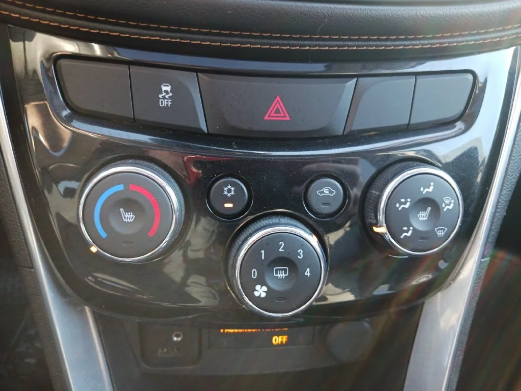 Used 2017 MOSAIC BLACK METALLIC Chevrolet Premier image 24