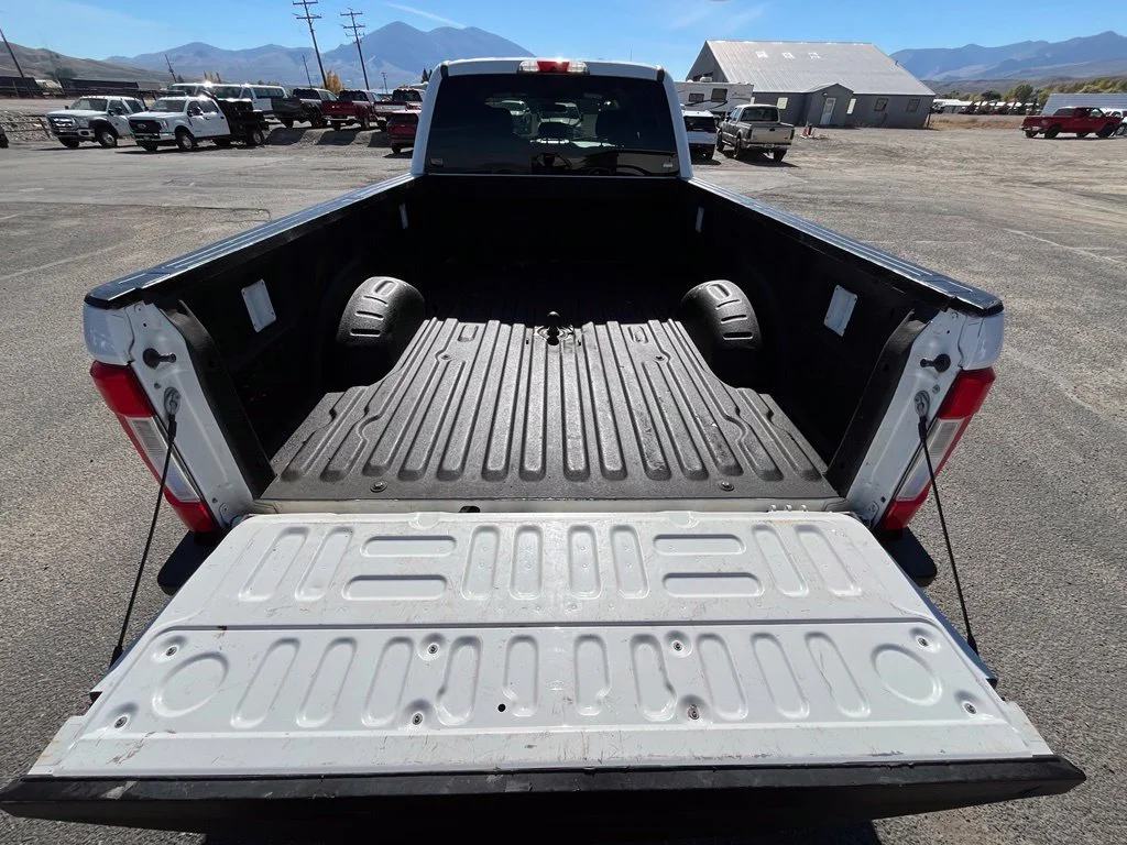 Used 2017 White Ford XLT image 16
