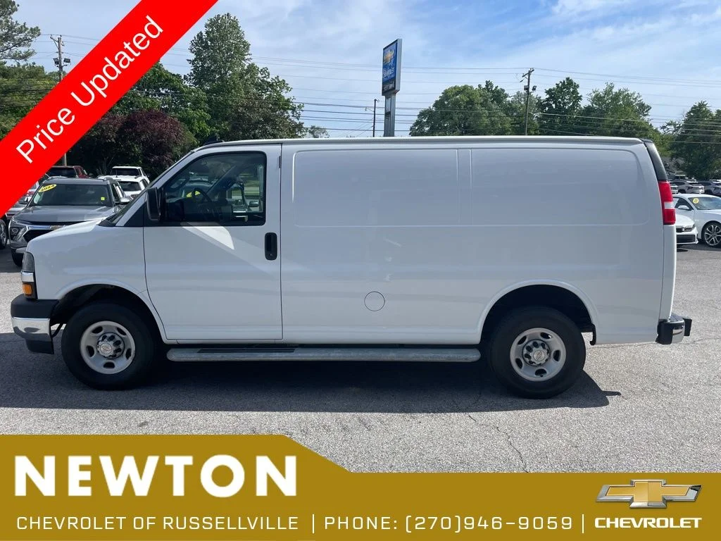 Certified Used 2024 Summit White Chevrolet Work Van image 28