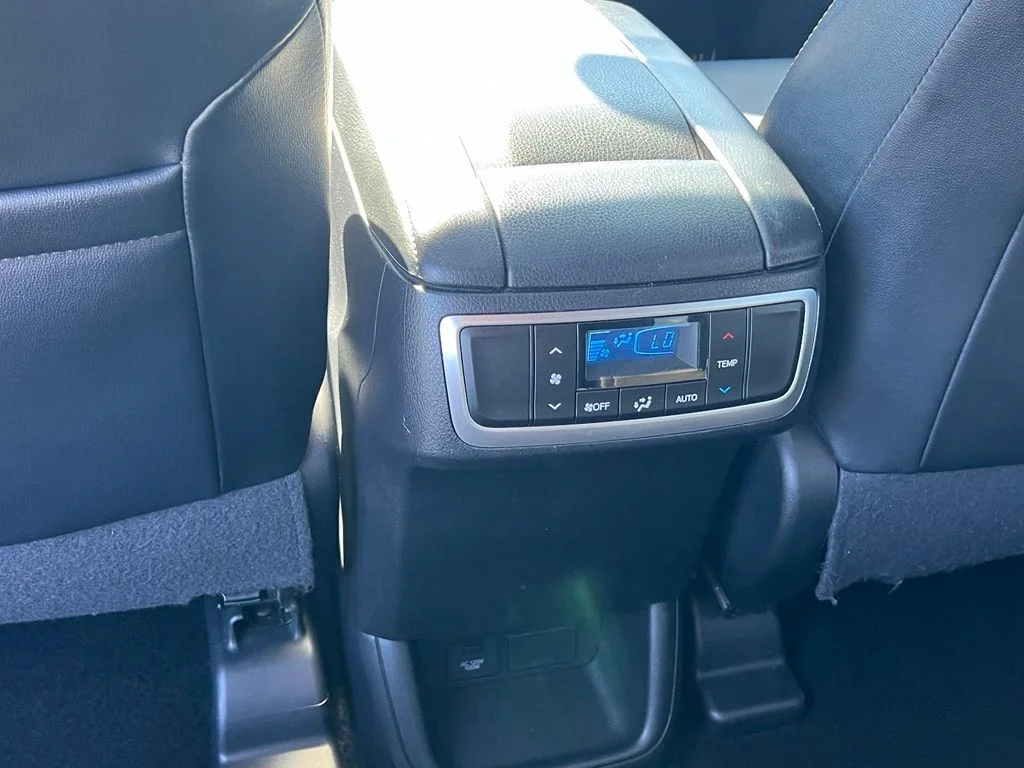 Used 2017 Predawn Gray Mica Toyota XLE image 17