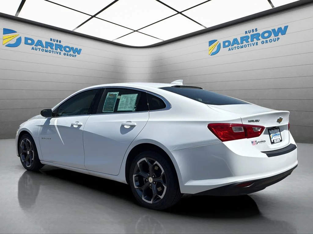 Used 2023 White Chevrolet LT image 3
