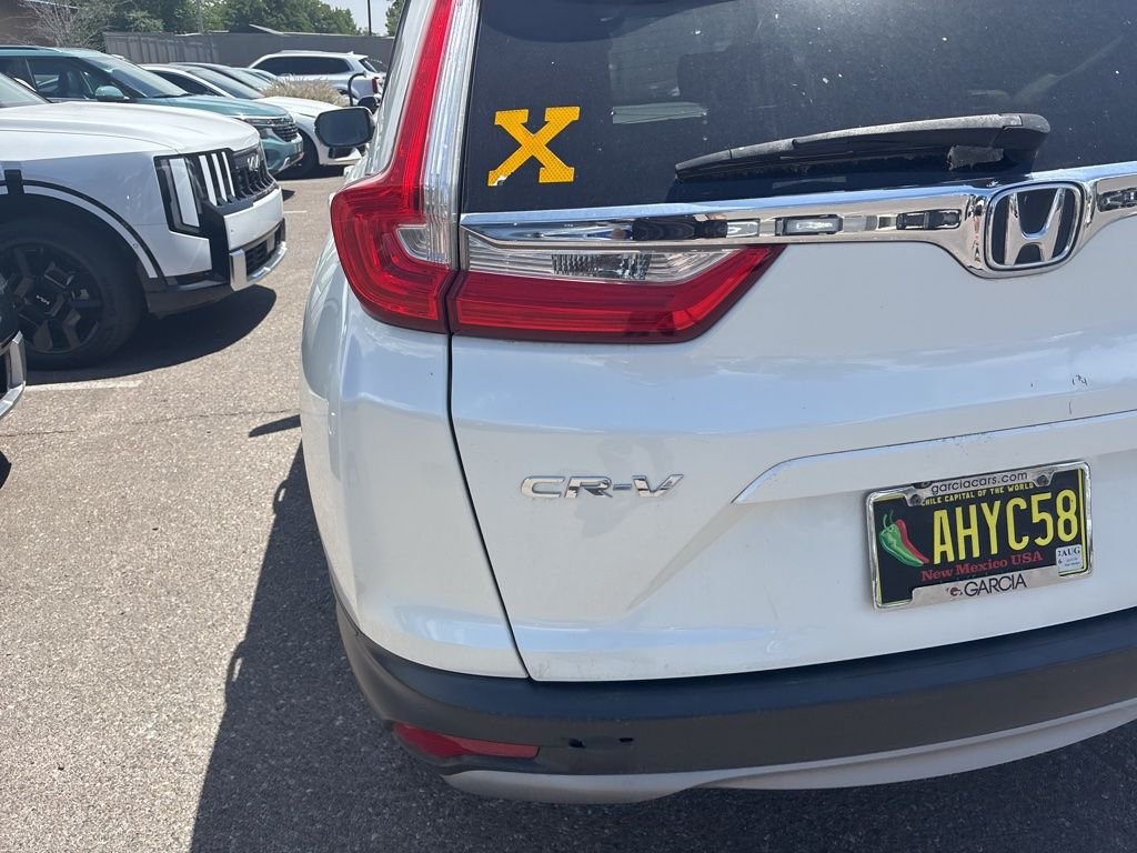 Used 2018 White Honda EX-L image 24