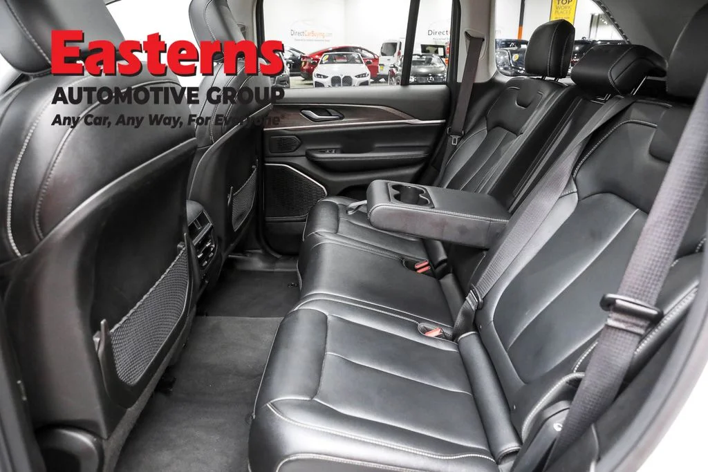 Used 2023 White Jeep 4xe image 21