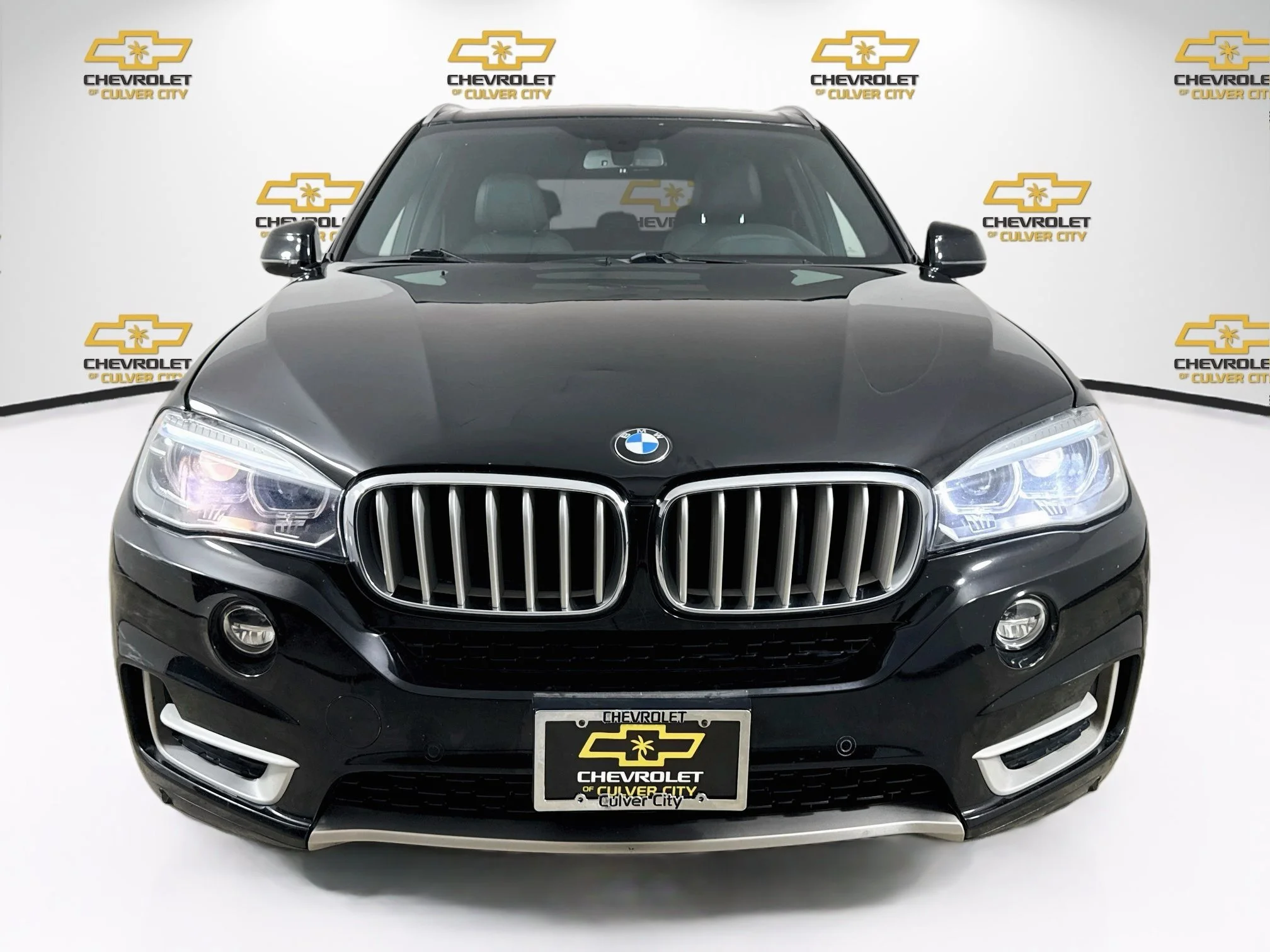 Used 2017  BMW sDrive35i image 2