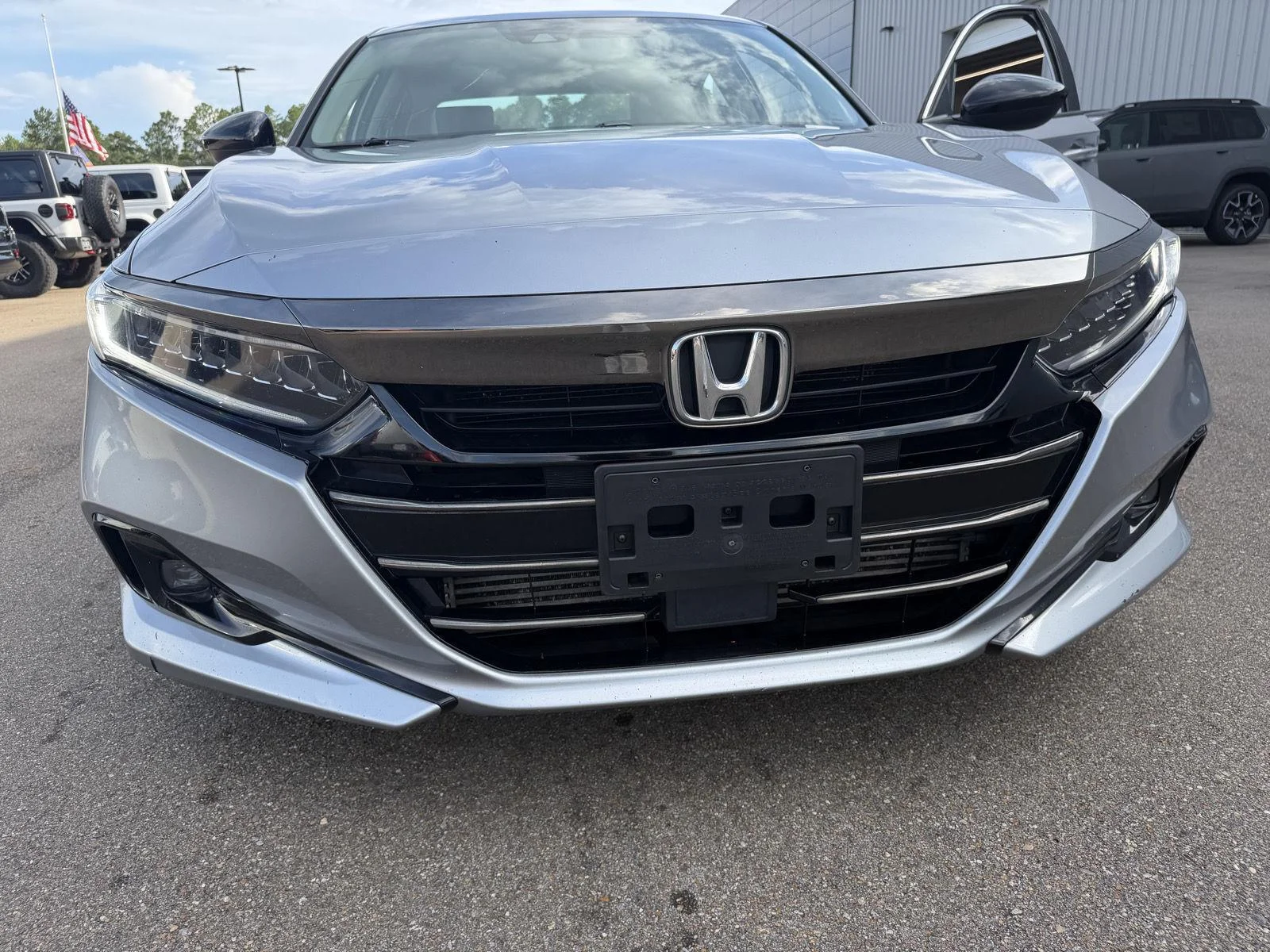 Used 2022 Lunar Silver Metallic Honda Sport Special Edition image 24