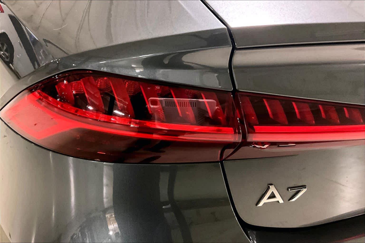 Used 2022 Daytona Gray Pearl Effect Audi Prestige image 26