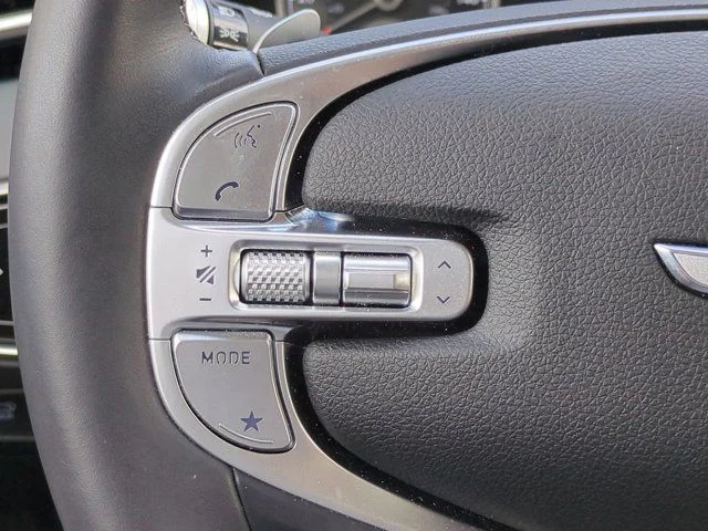 2025 GENESIS GV70 Standard - Photo 23