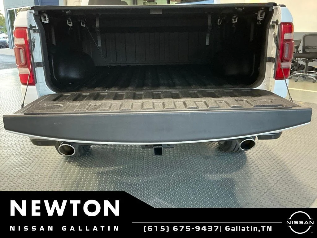 Used 2020 Bright White Clearcoat Ram Limited image 27
