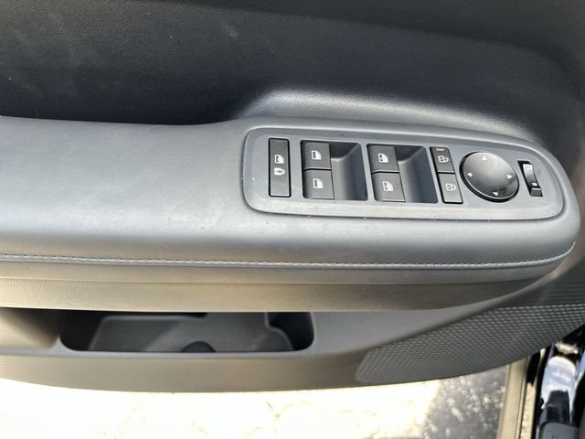 Used 2026 Black Hyundai SEL image 15