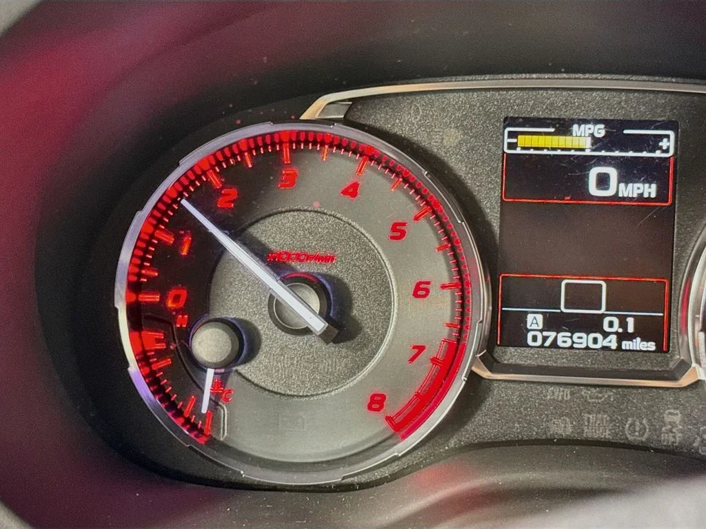 Used 2016 Gray Subaru Base image 14