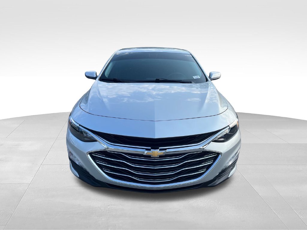 Used 2022 Silver Chevrolet LT image 8
