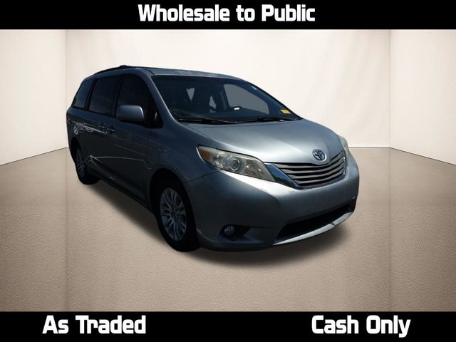 2012 Toyota Sienna XLE