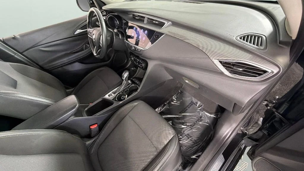 Used 2022 Ebony Twilight Metallic Buick Select image 34