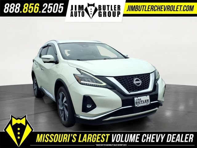 Used 2023 White Nissan SL FWD image 26