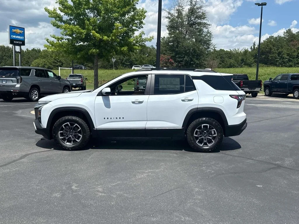 New 2027 Polar White Tricoat Chevrolet ACTIV image 2