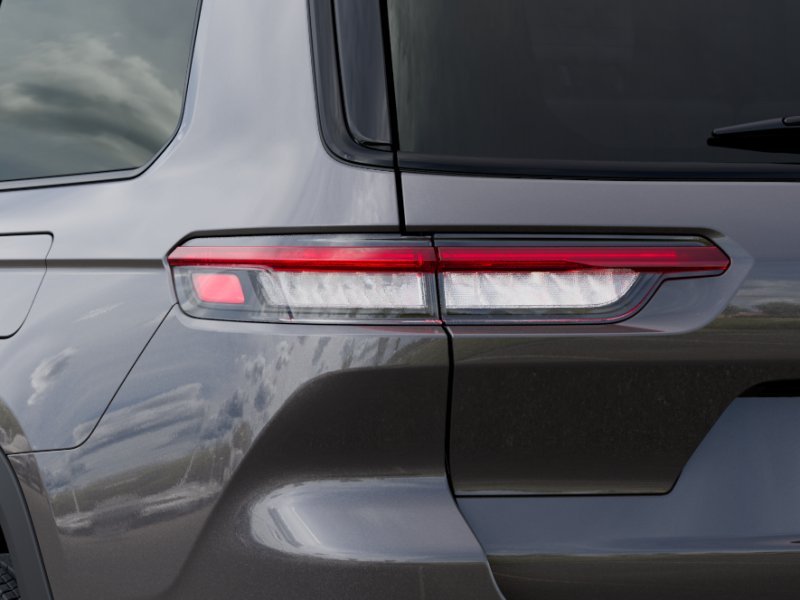 New 2025 Baltic Gray Metallic Clear-Coat Exterior Paint Jeep Altitude X image 39