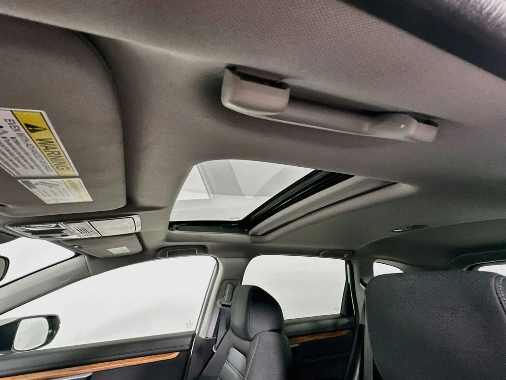 Used 2019  Honda EX image 22