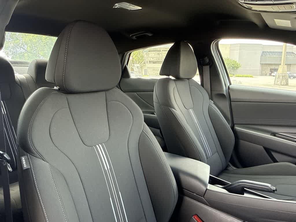2026 Hyundai Elantra SEL Sport - Photo 27
