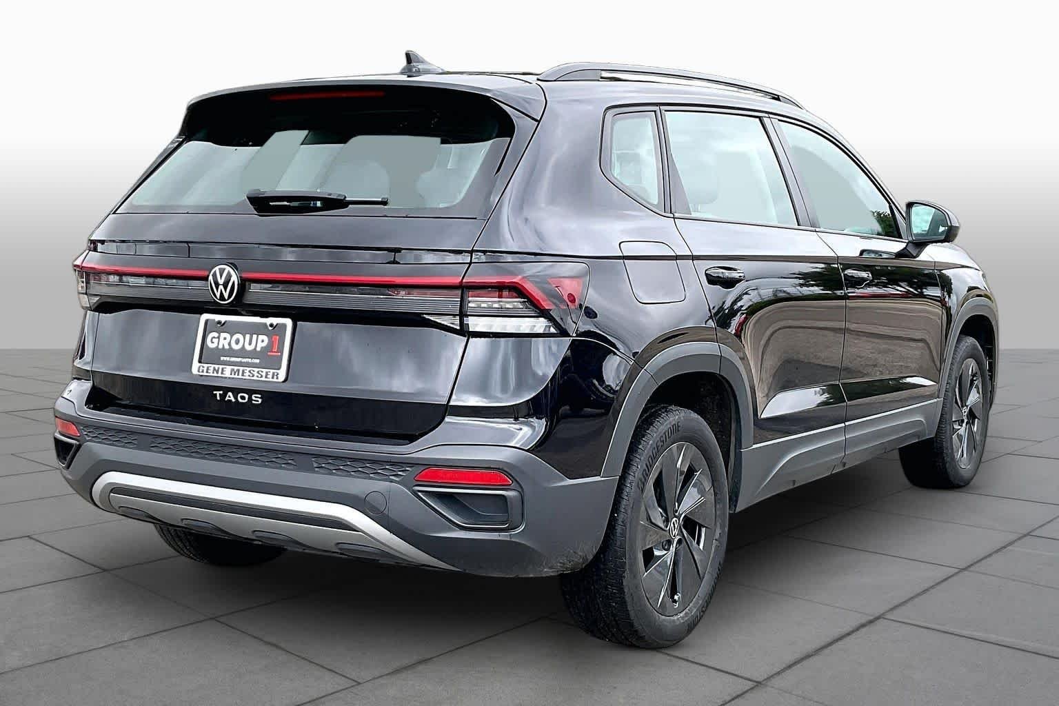 Used 2025 Deep Black Pearl Effect Volkswagen S image 12
