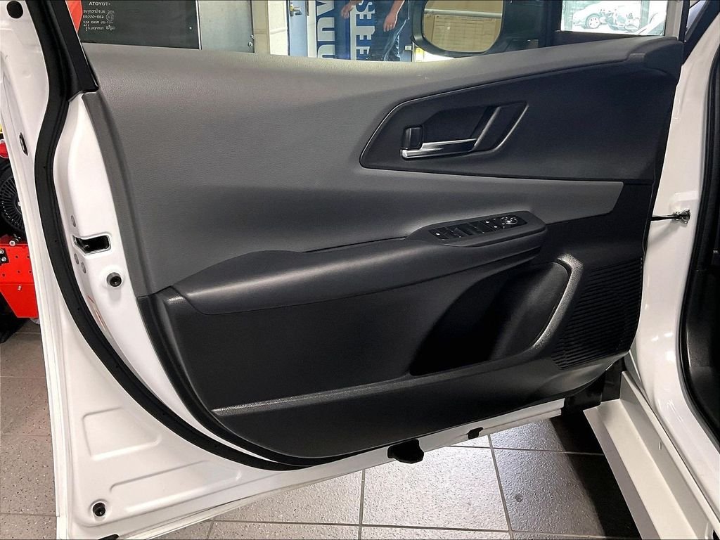Used 2024 Beige Toyota XLE image 9