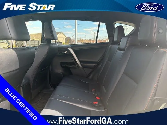 Used 2018 White Toyota SE image 11