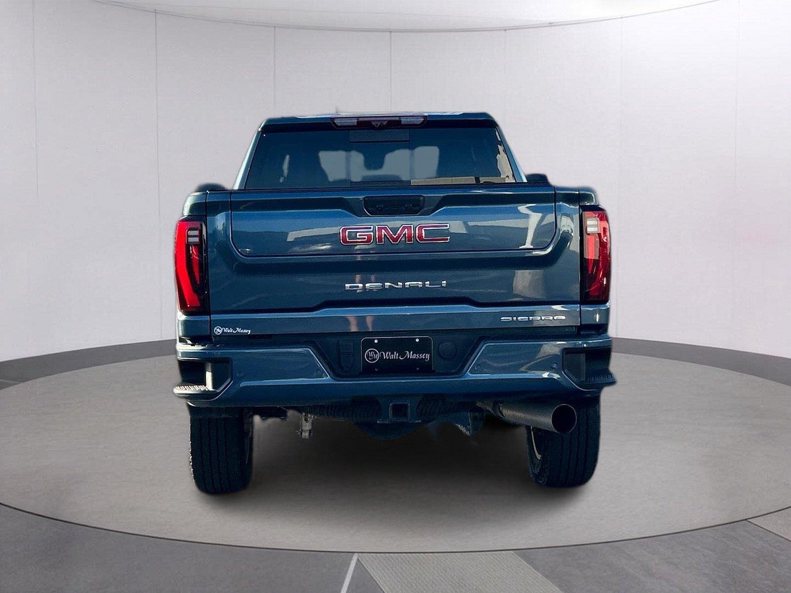 Used 2025 Downpour Metallic GMC Denali image 4