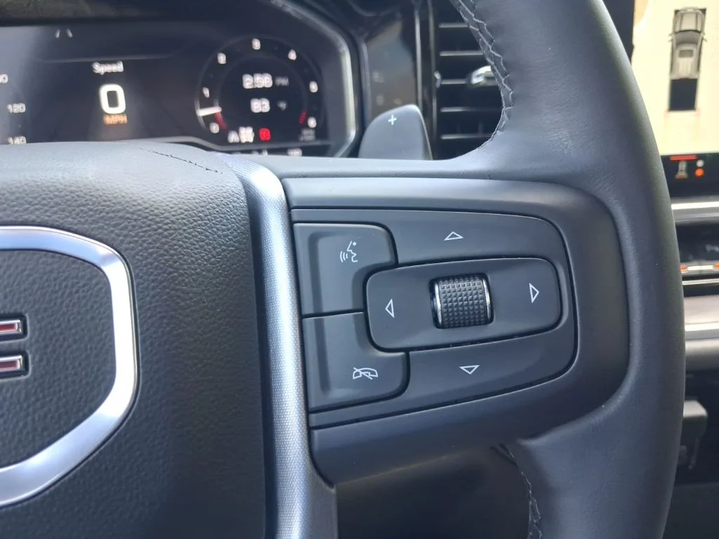 Used 2024 Silver GMC SLT image 30