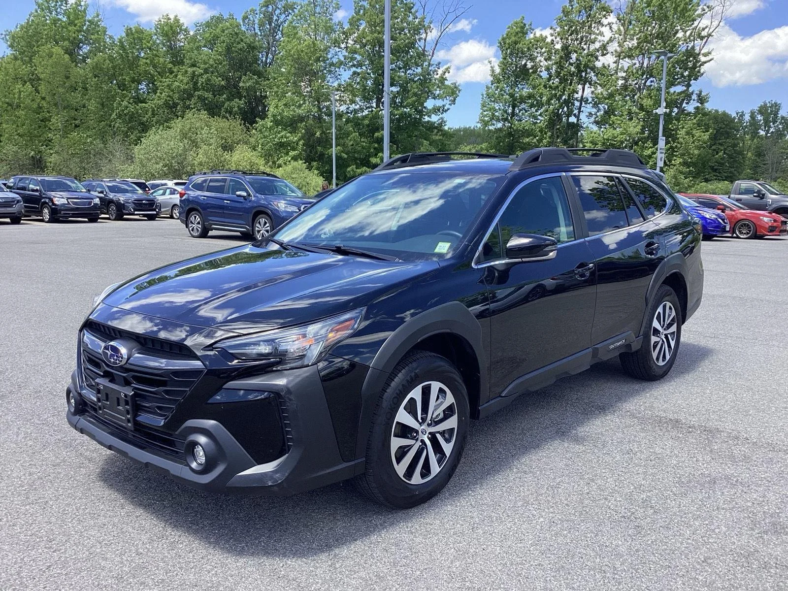 Used 2025 Crystal Black Silica Subaru Premium image 3