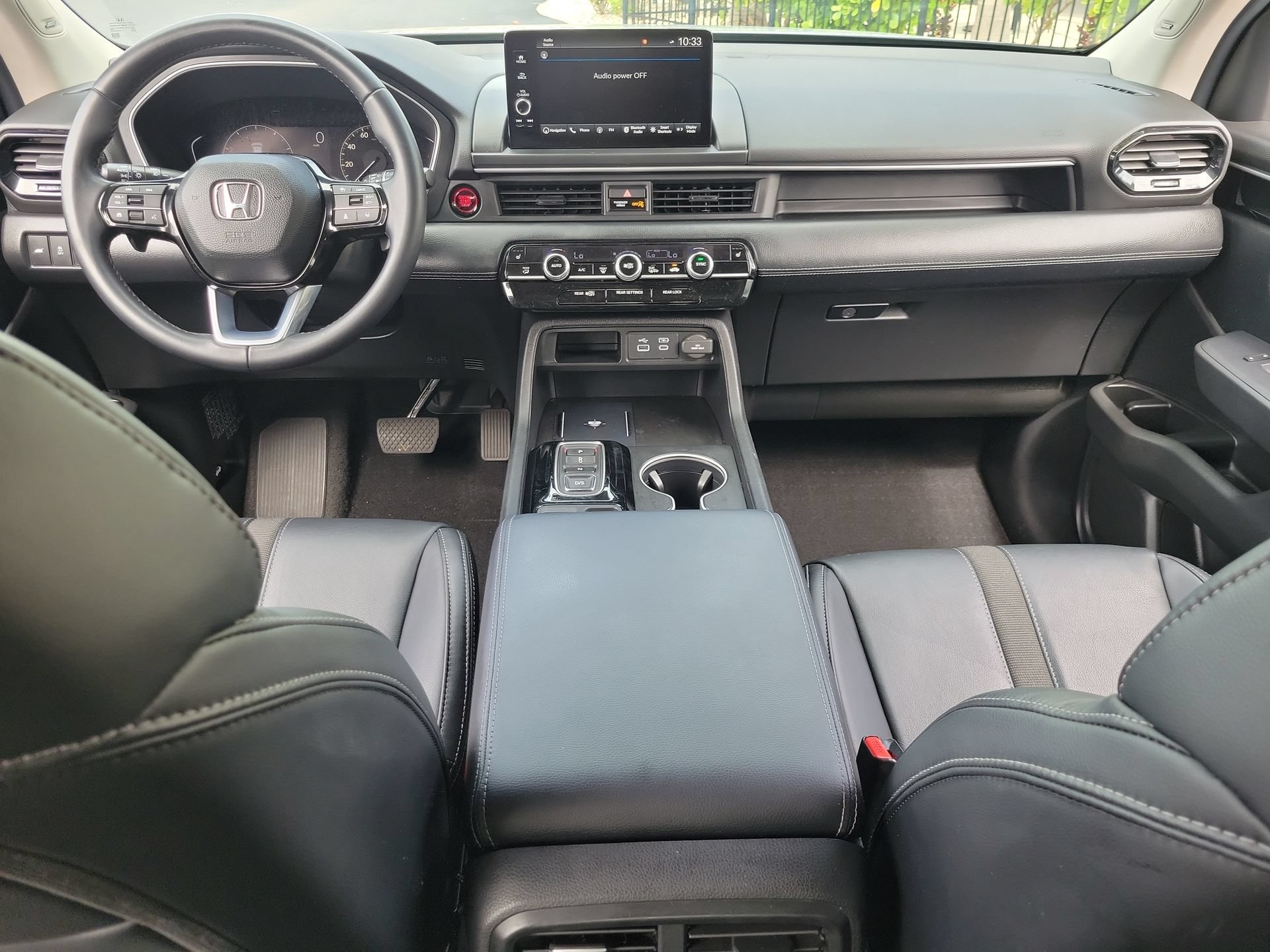 2025 Honda Pilot Touring - Photo 13