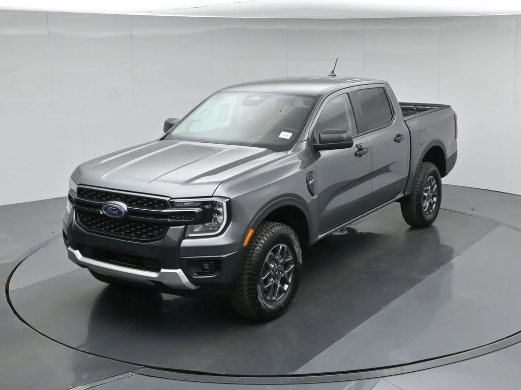 New 2026 Carbonized Gray Metallic Ford XLT image 33