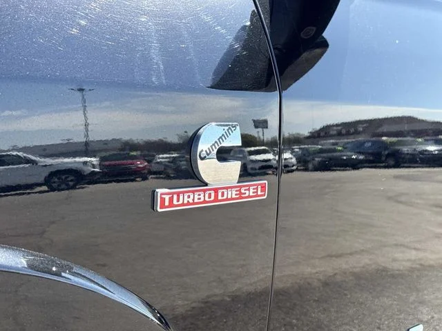 Used 2022 Black Ram Laramie image 12