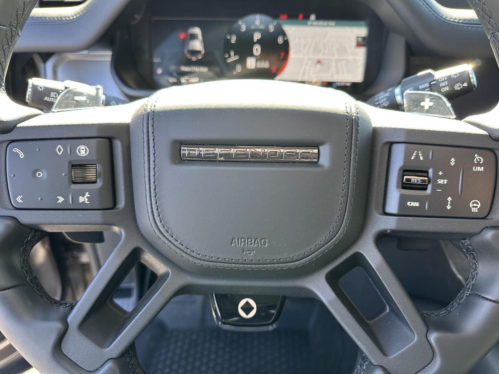 Used 2025 Petra Copper Premium Metallic Land Rover OCTA Edition One image 24